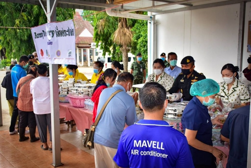 ผบ.ร.3 พัน.3 ร่วมกับ CPF จัดกิจกรรม “303 Army Delivery” นำข้าวกล่องแบ่ง